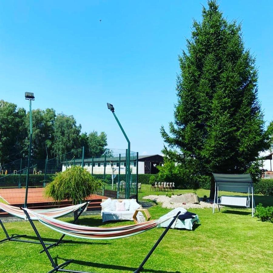 Penzion Parkur Hrobice Bagian luar foto